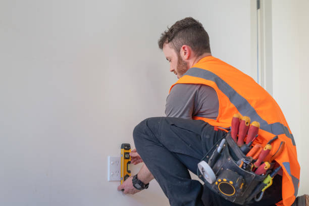 Best Local Electrician Companies  in Moses Lake North, WA